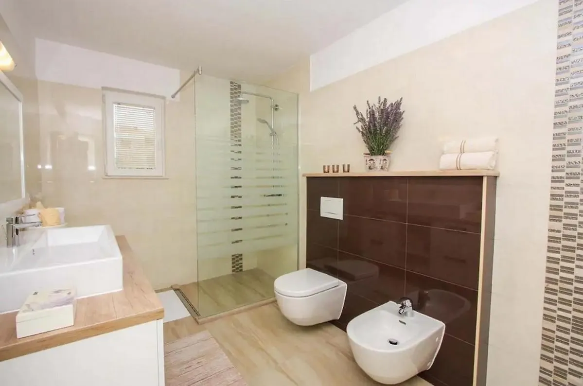 Apartments By The Sea Trogir - 20307