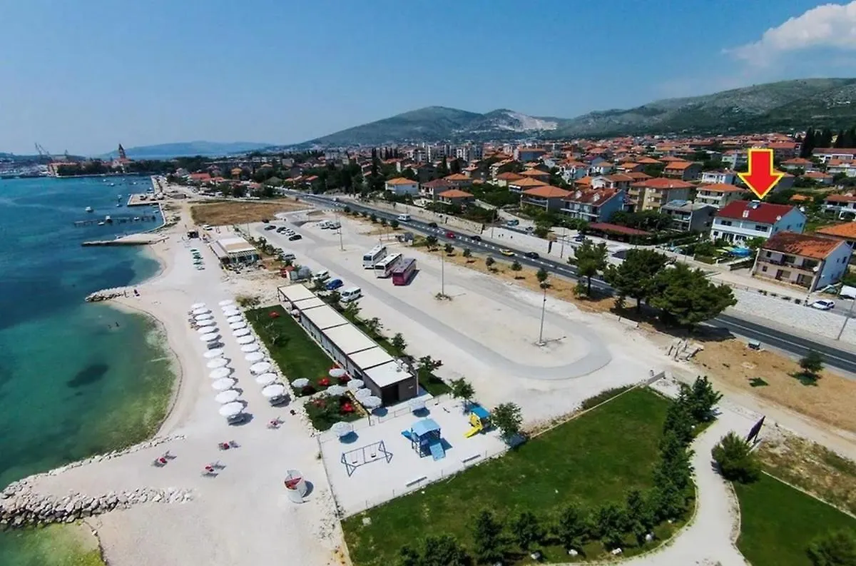 Apartments By The Sea Trogir - 20307