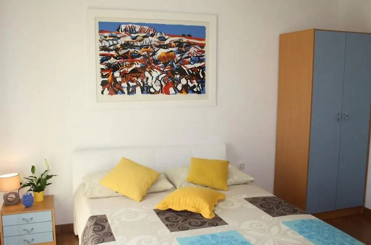 Apartments By The Sea Trogir - 20307 Croatie